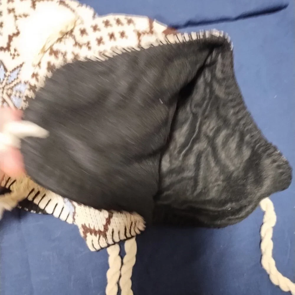 hats - Picture 3 of 5